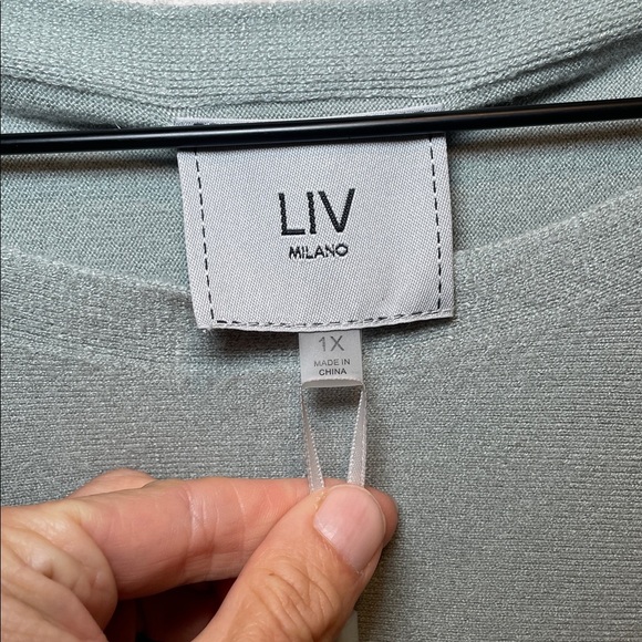 LIV Milano Light Green Gray Knit Top with Flower Accent Size 1X - Picture 3 of 8